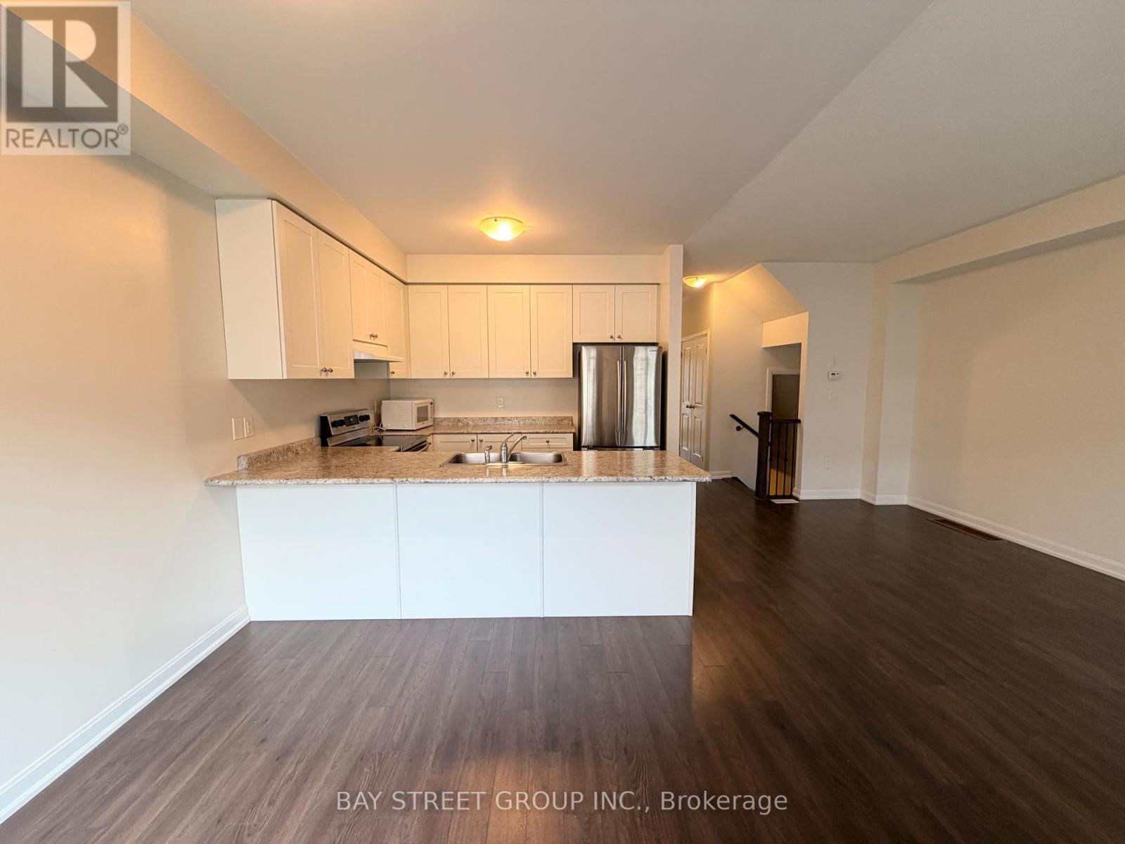 45 Longshore Way, Whitby, Ontario  L1N 0M1 - Photo 5 - E13840326