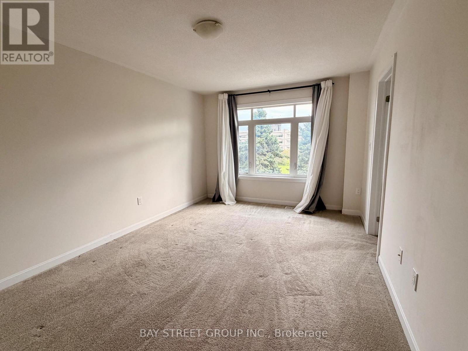 45 Longshore Way, Whitby, Ontario  L1N 0M1 - Photo 8 - E13840326