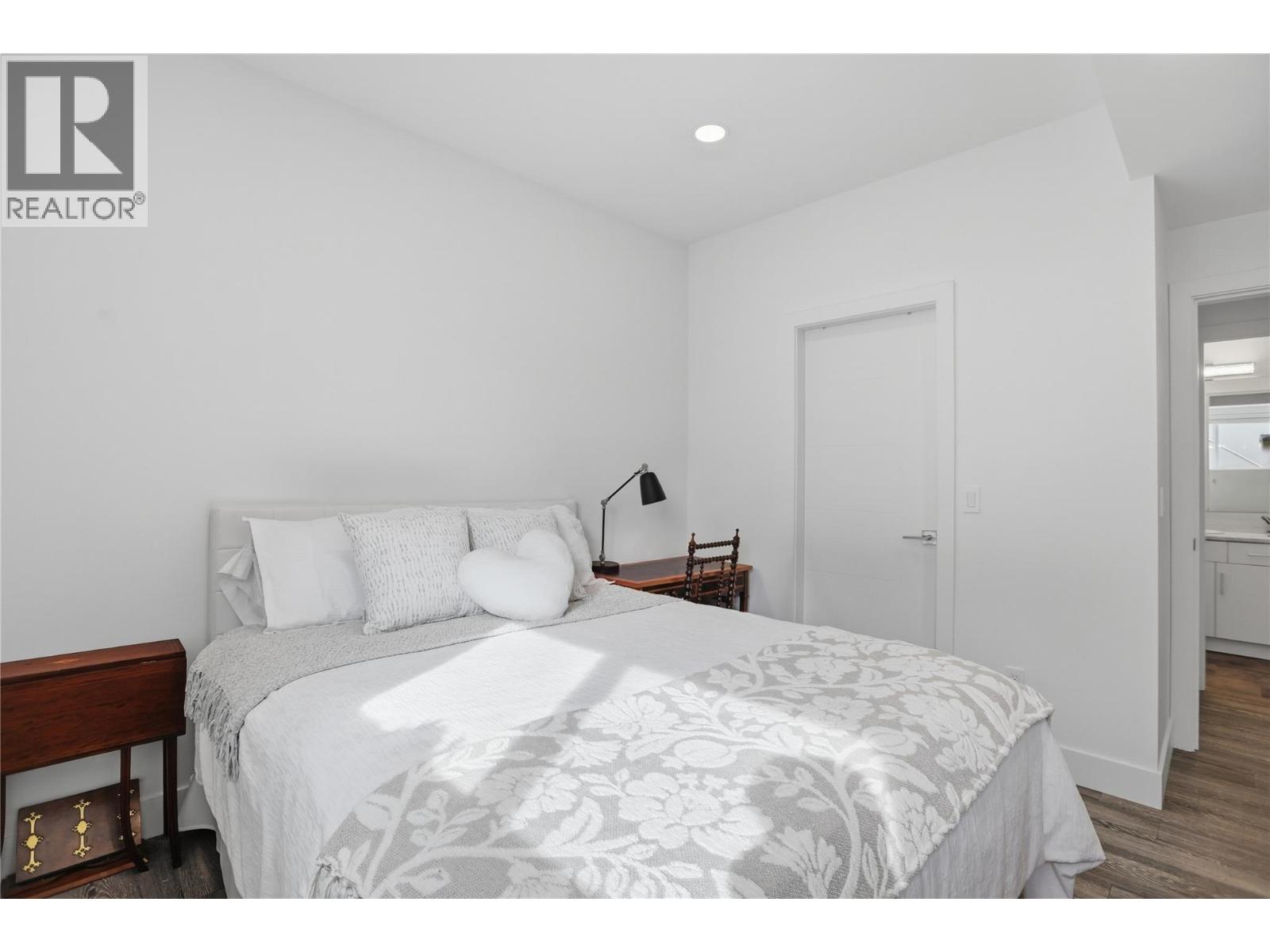 848 Cantle Drive, Kamloops, British Columbia  V2B 0A7 - Photo 77 - 10401809