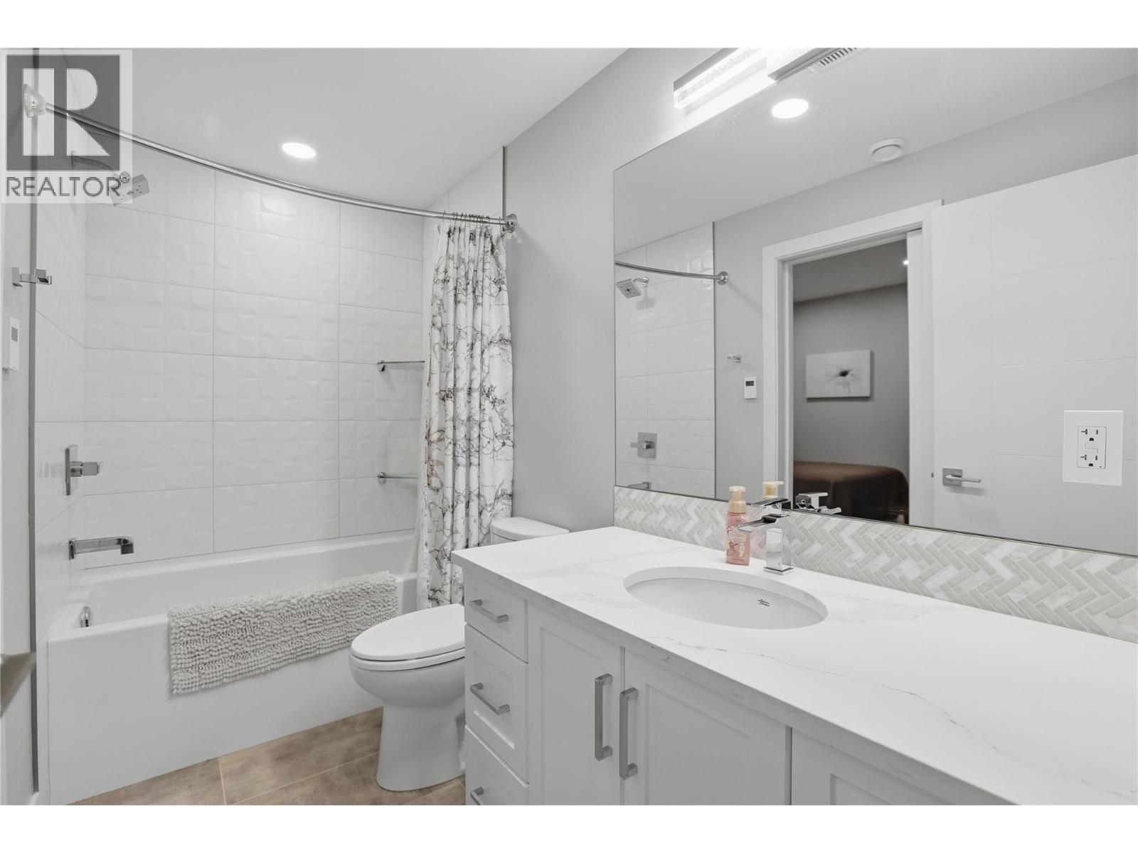 848 Cantle Drive, Kamloops, British Columbia  V2B 0A7 - Photo 23 - 10401809