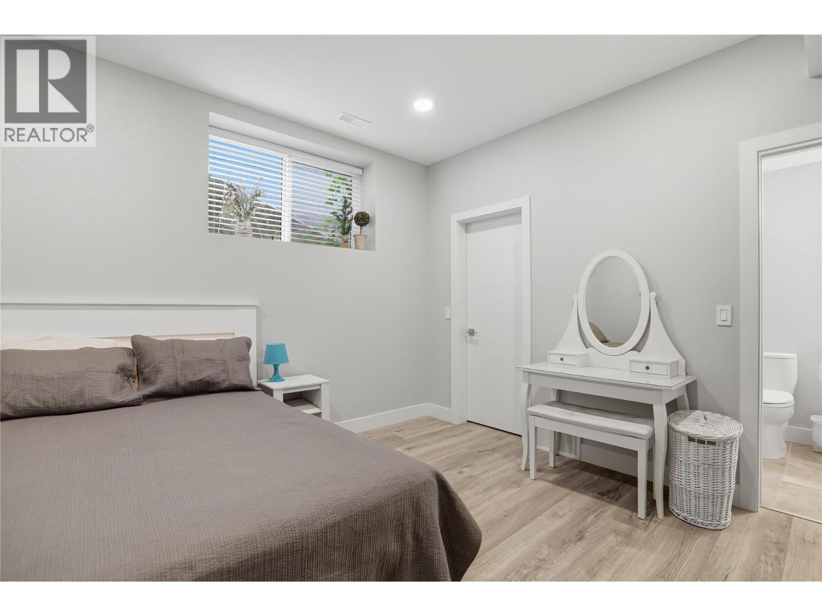 848 Cantle Drive, Kamloops, British Columbia  V2B 0A7 - Photo 37 - 10401809