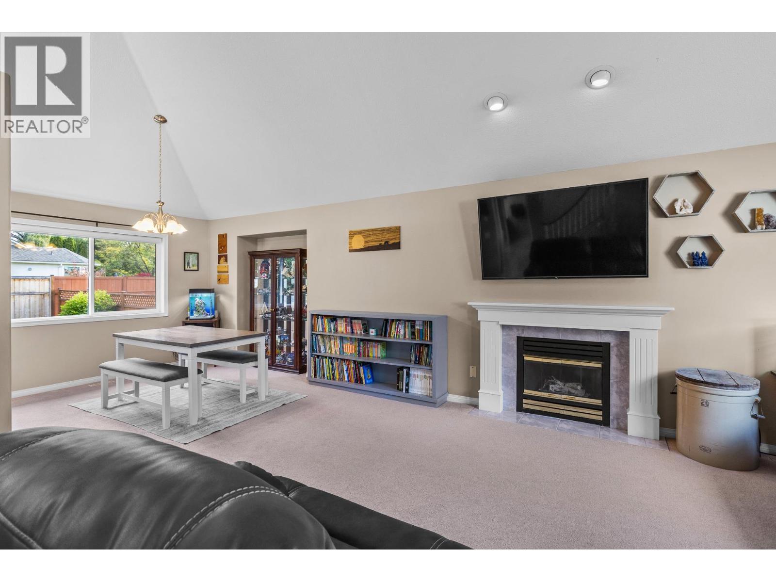 138 Applebrooke Crescent, Kelowna, British Columbia  V1V 1W4 - Photo 36 - 10402125