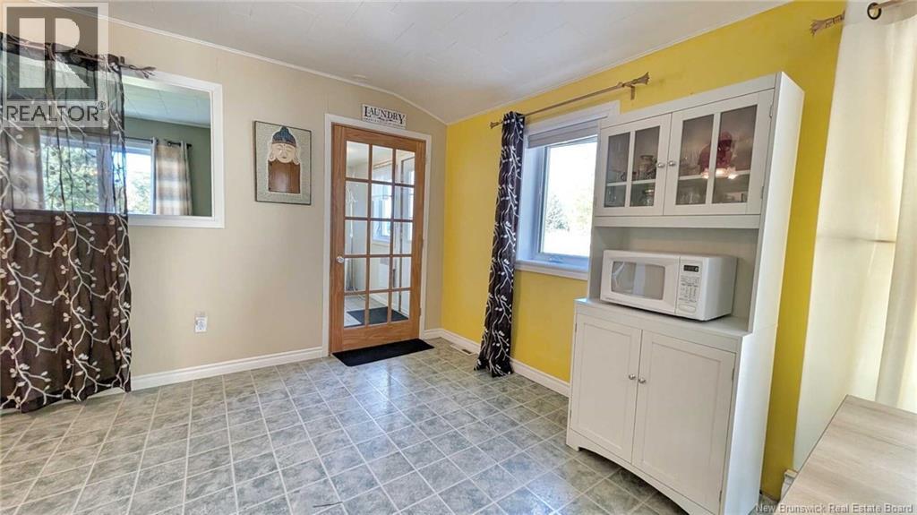 507 Bd des Acadiens Bertrand New Brunswick Canada E1W1G1 5
