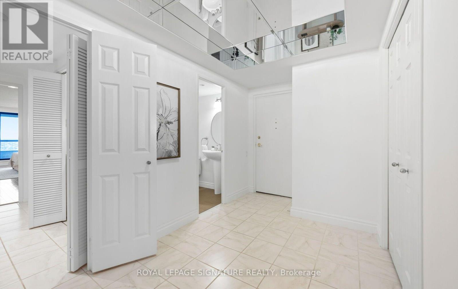 1704 - 1 Concorde Place, Toronto, Ontario  M3C 3K6 - Photo 35 - C13840376