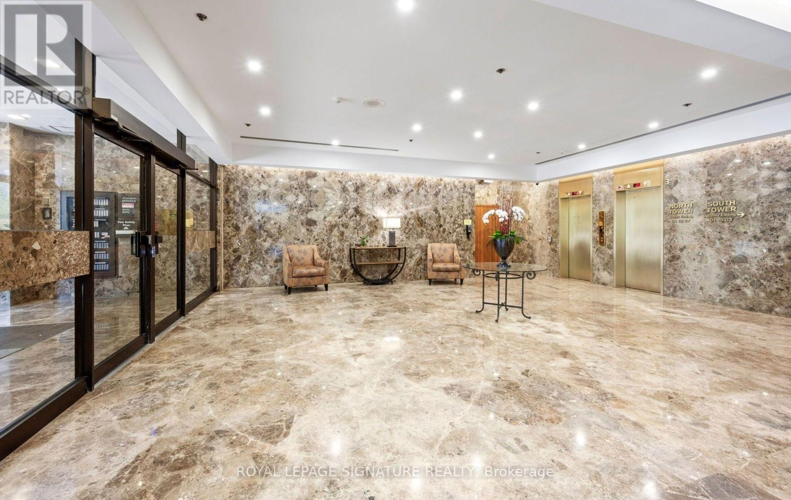 1704 - 1 Concorde Place, Toronto, Ontario  M3C 3K6 - Photo 37 - C13840376