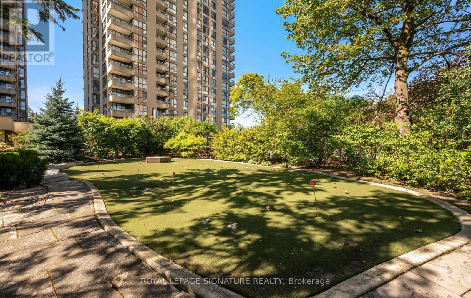 1704 - 1 Concorde Place, Toronto, Ontario  M3C 3K6 - Photo 45 - C13840376