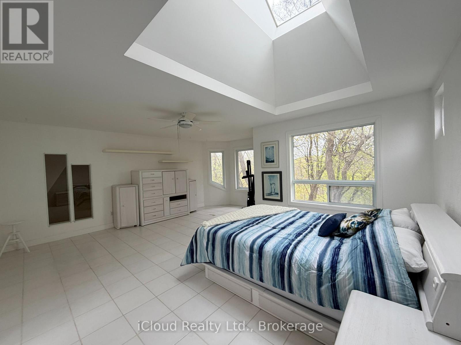 176 Wyndham Street, Mississauga, Ontario  L5M 1N5 - Photo 15 - W13840132