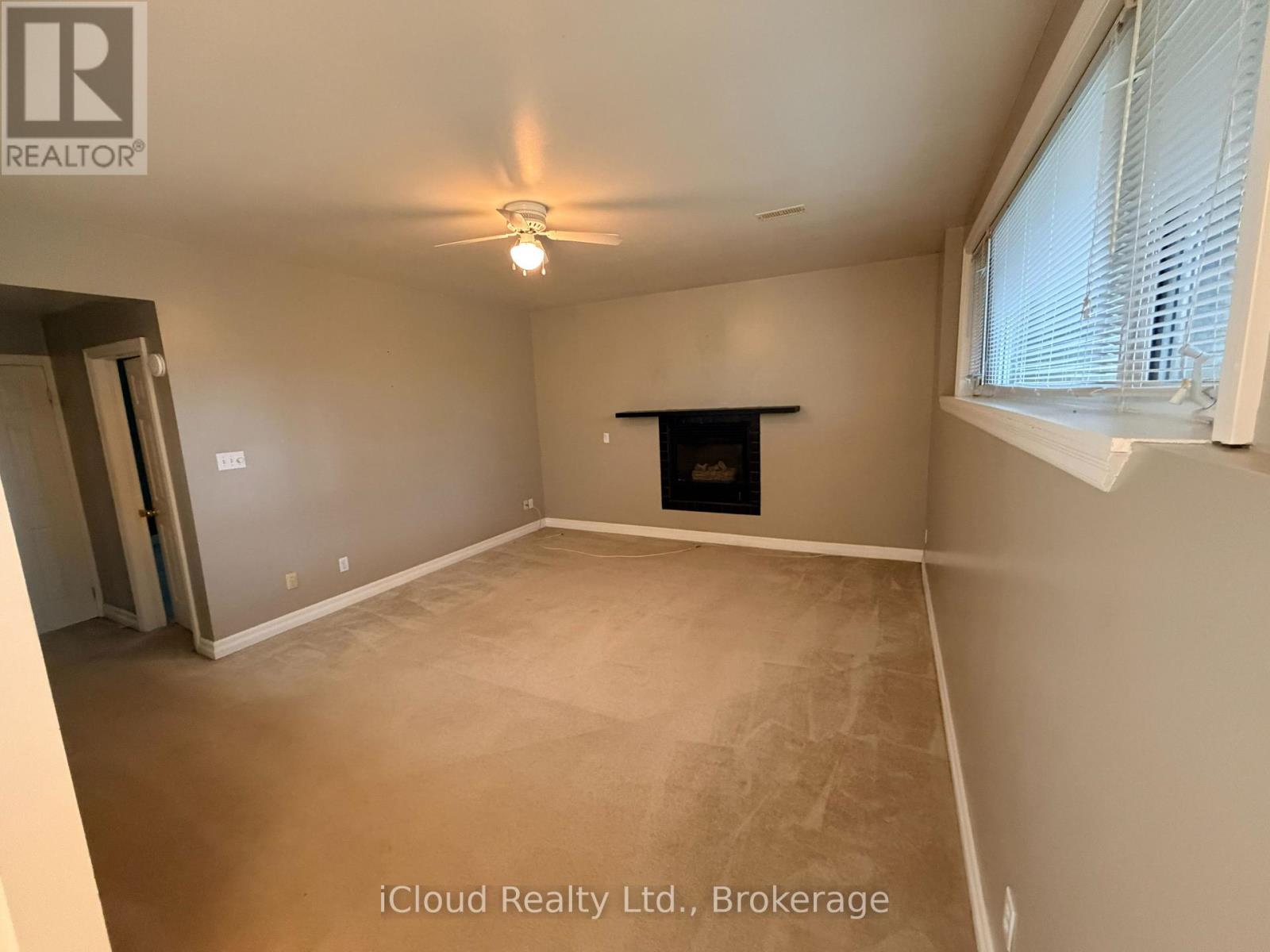 176 Wyndham Street, Mississauga, Ontario  L5M 1N5 - Photo 28 - W13840132