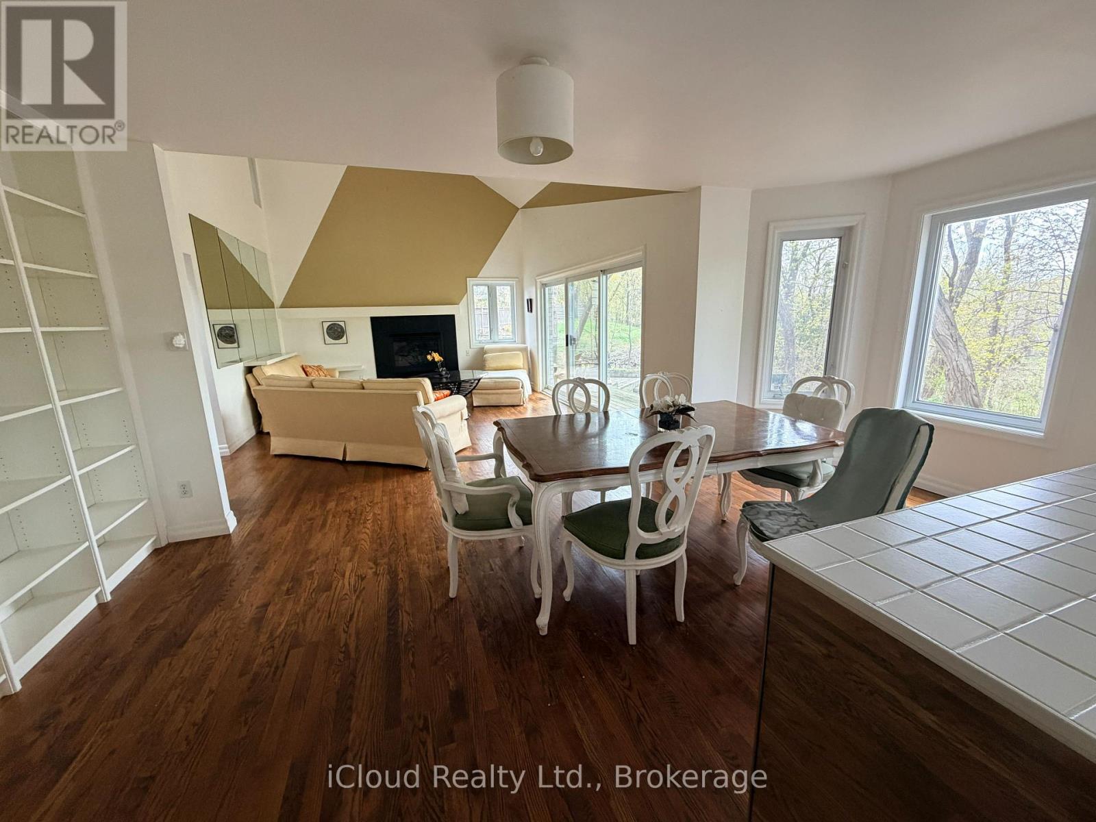 176 Wyndham Street, Mississauga, Ontario  L5M 1N5 - Photo 8 - W13840132
