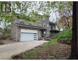 176 WYNDHAM STREET, Mississauga, Ontario