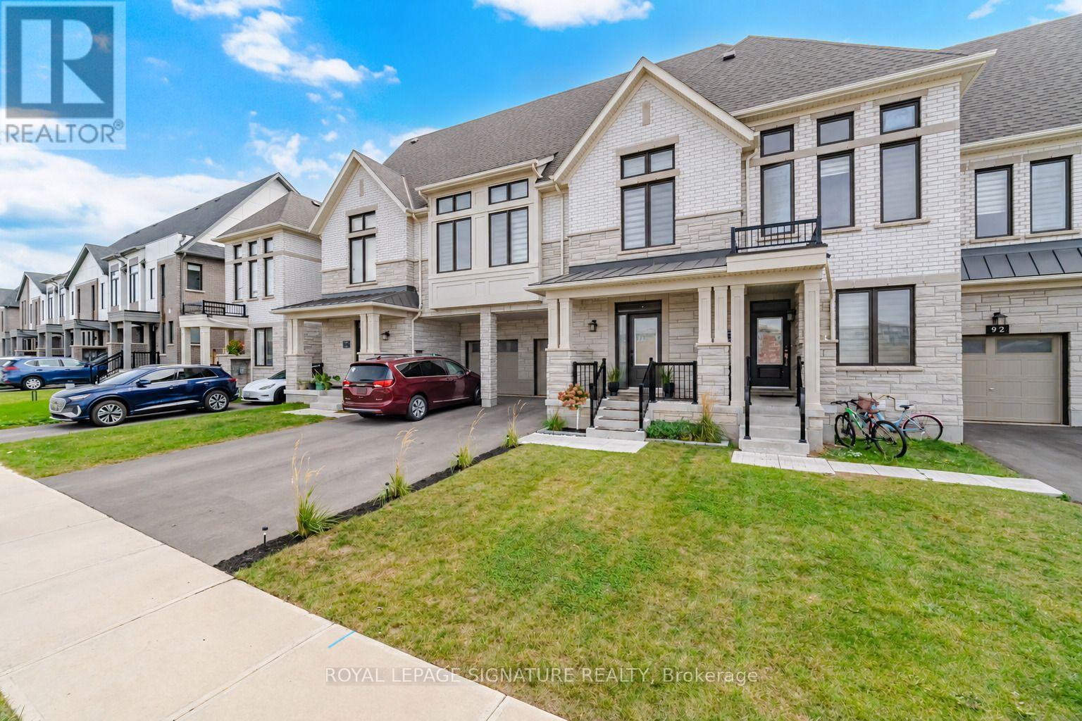 94 Settlers Road E, Oakville, Ontario  L6H 7W5 - Photo 2 - W13840224