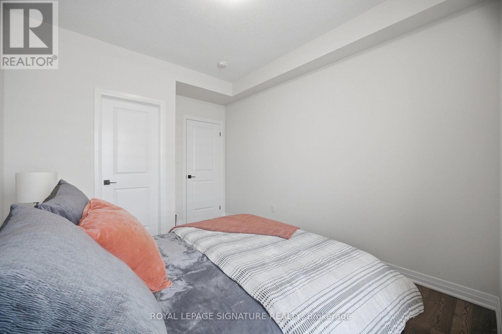 94 Settlers Road E, Oakville, Ontario  L6H 7W5 - Photo 26 - W13840224