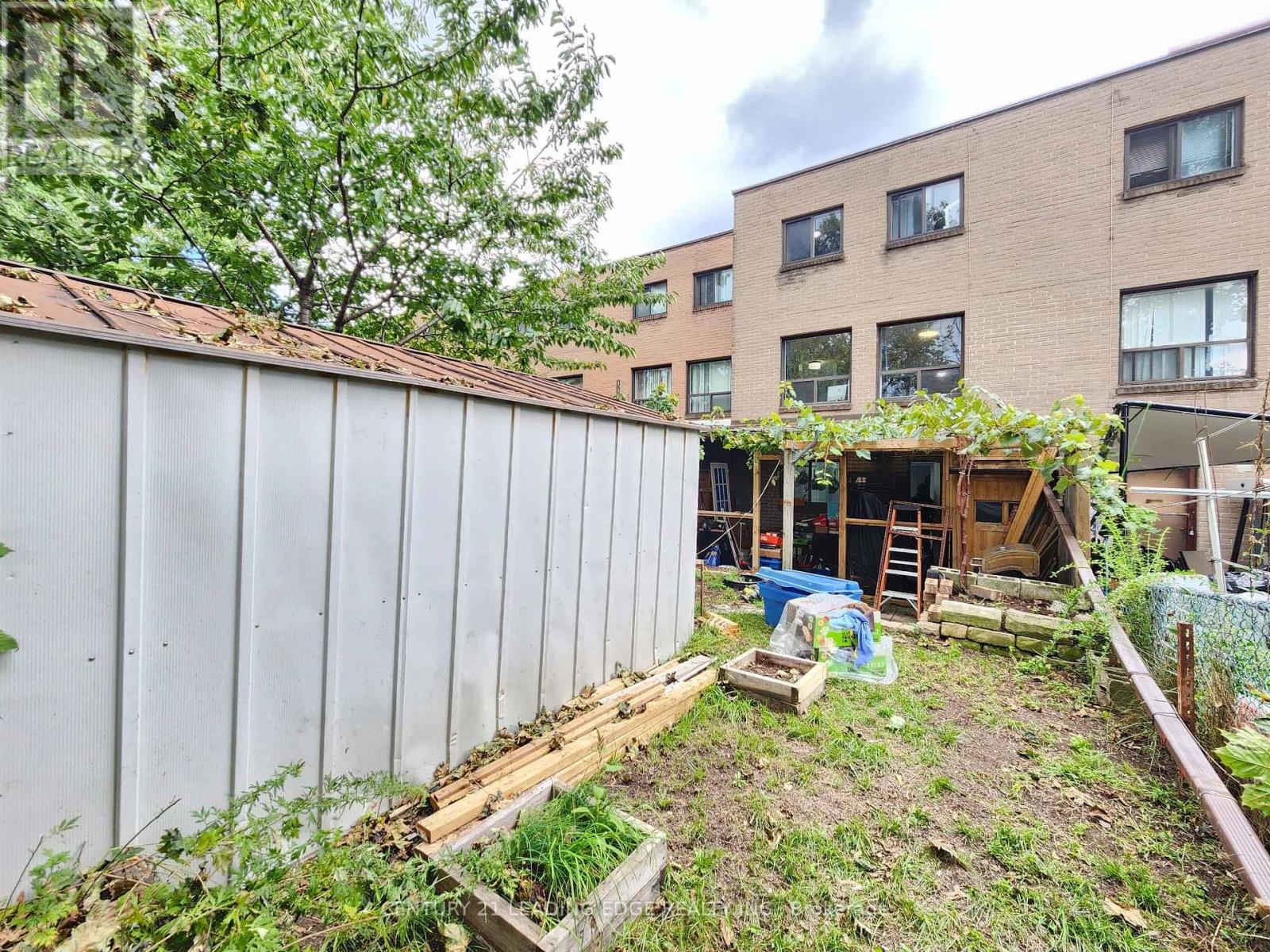 82 - 203 Lotherton Pathway, Toronto, Ontario  M6B 2G6 - Photo 22 - W13840280