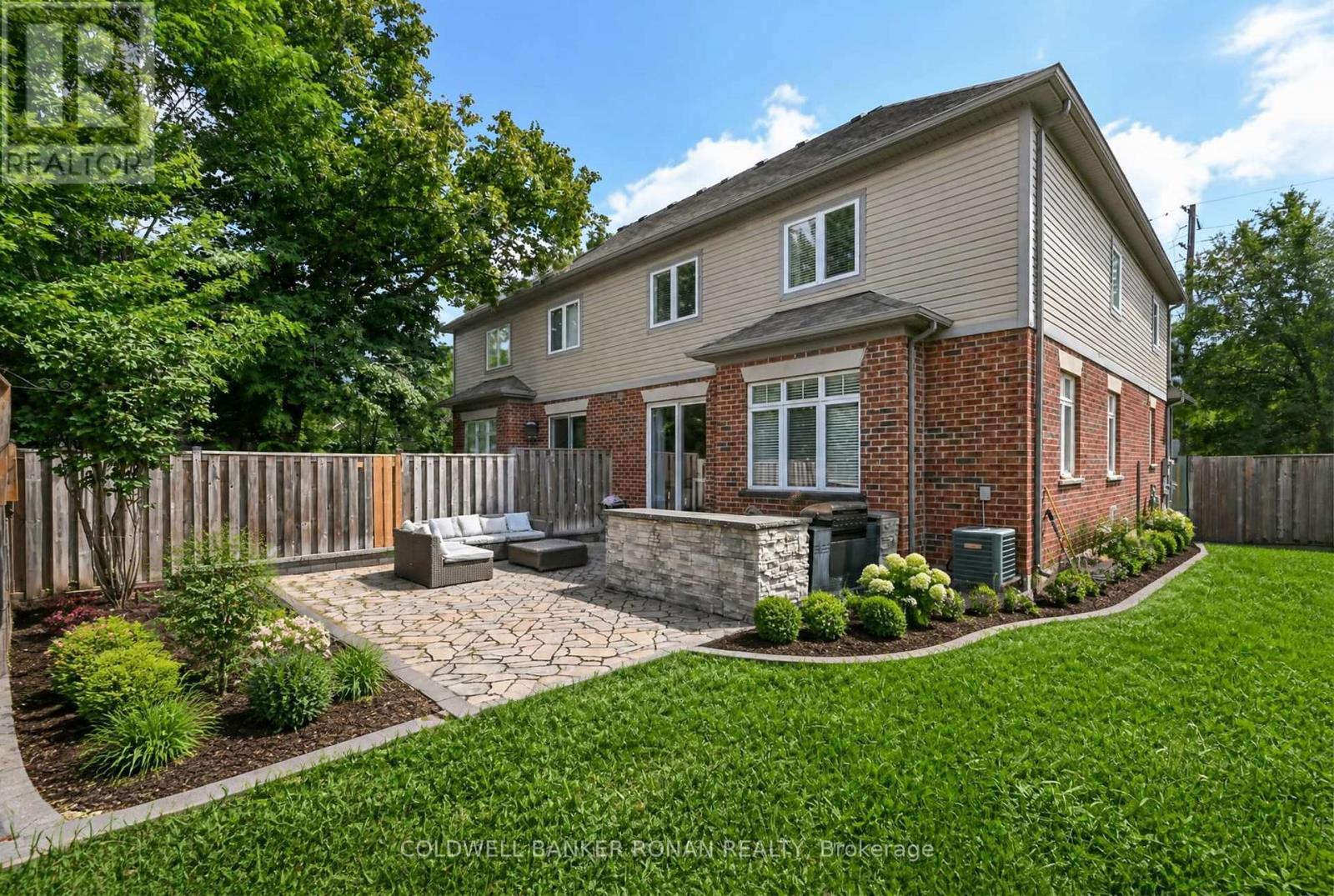 2375 Glenwood School Drive, Burlington, Ontario  L7R 3R9 - Photo 22 - W13701822