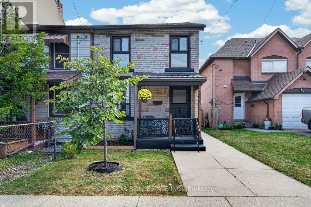 244 EMERALD STREET N, Hamilton, Ontario