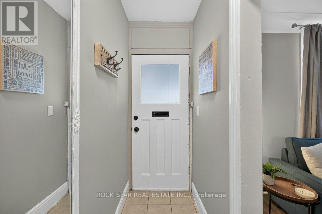 244 Emerald Street N, Hamilton, Ontario  L8L 5K8 - Photo 3 - X13840320