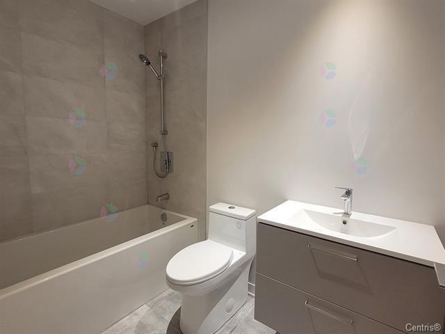 1485 Rue des Bassins|#233 Montréal (Le Sud-Ouest) Quebec Canada H3C1B7 5