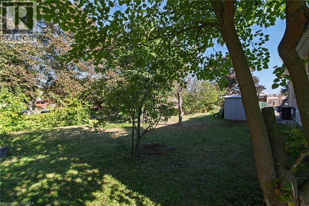 19 Gillrie Court, Brantford, Ontario  N3R 3A1 - Photo 33 - 40864085