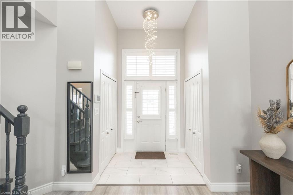 73 Appleblossom Drive, Hamilton, Ontario  L9C 7W3 - Photo 11 - 40867095