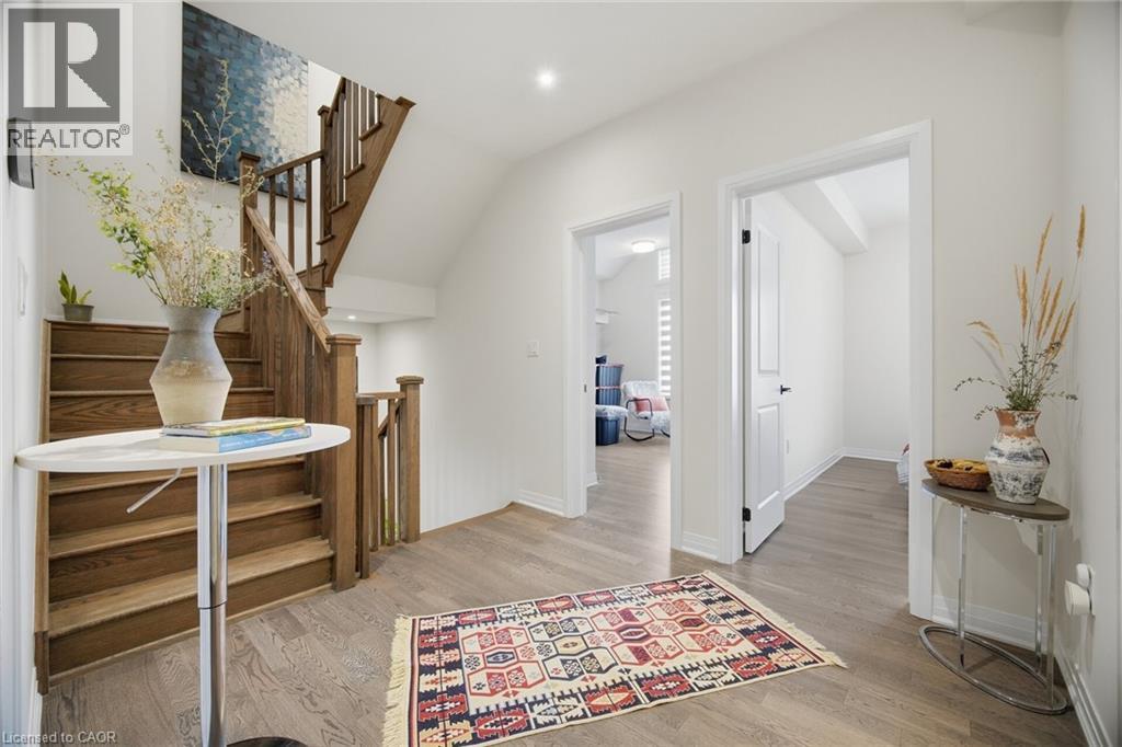 94 E Settlers Road E, Oakville, Ontario  L6H 7W5 - Photo 24 - 40867395