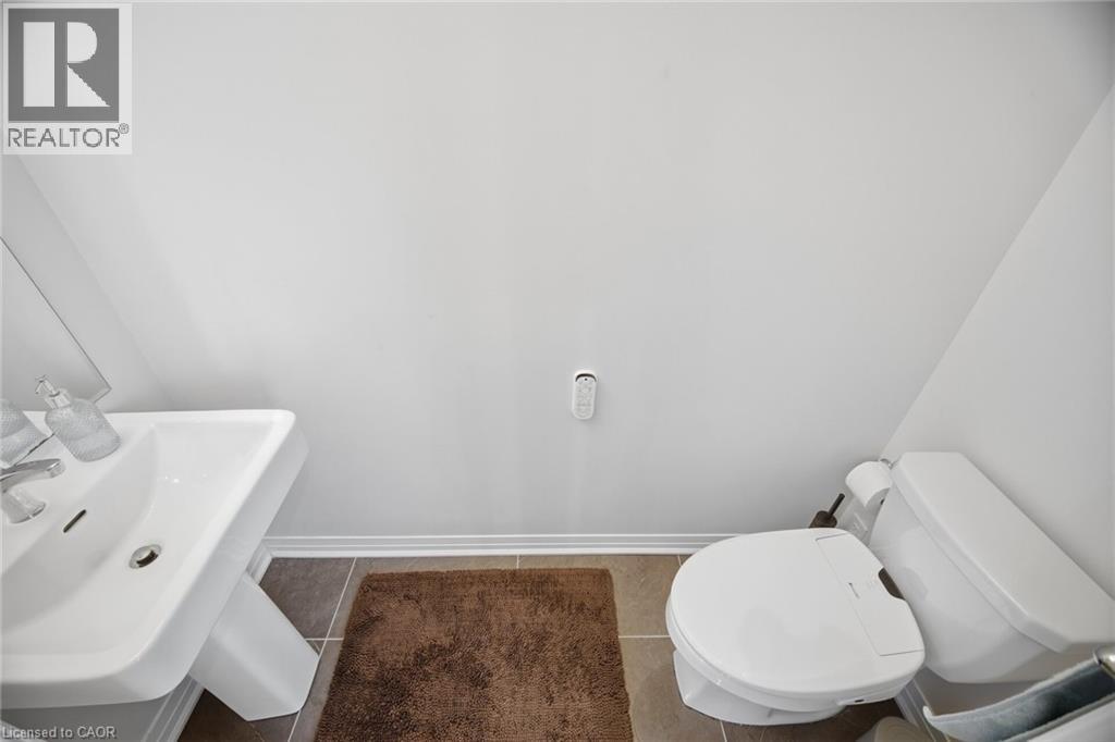 94 E Settlers Road E, Oakville, Ontario  L6H 7W5 - Photo 18 - 40867395