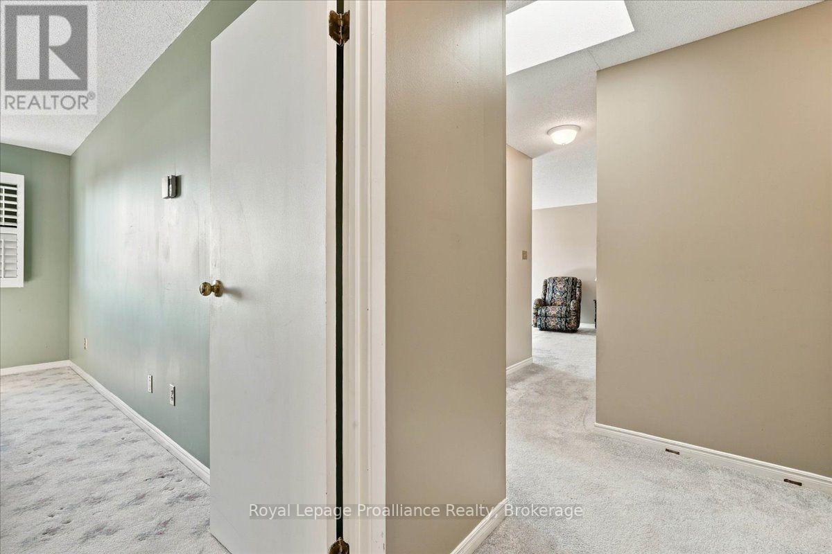 307b - 221 North Park Street, Belleville, Ontario K8P 5A6 - Photo 10 - X13840428