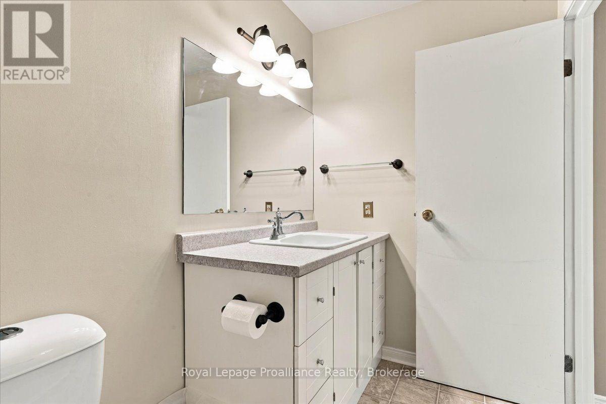307b - 221 North Park Street, Belleville, Ontario K8P 5A6 - Photo 17 - X13840428
