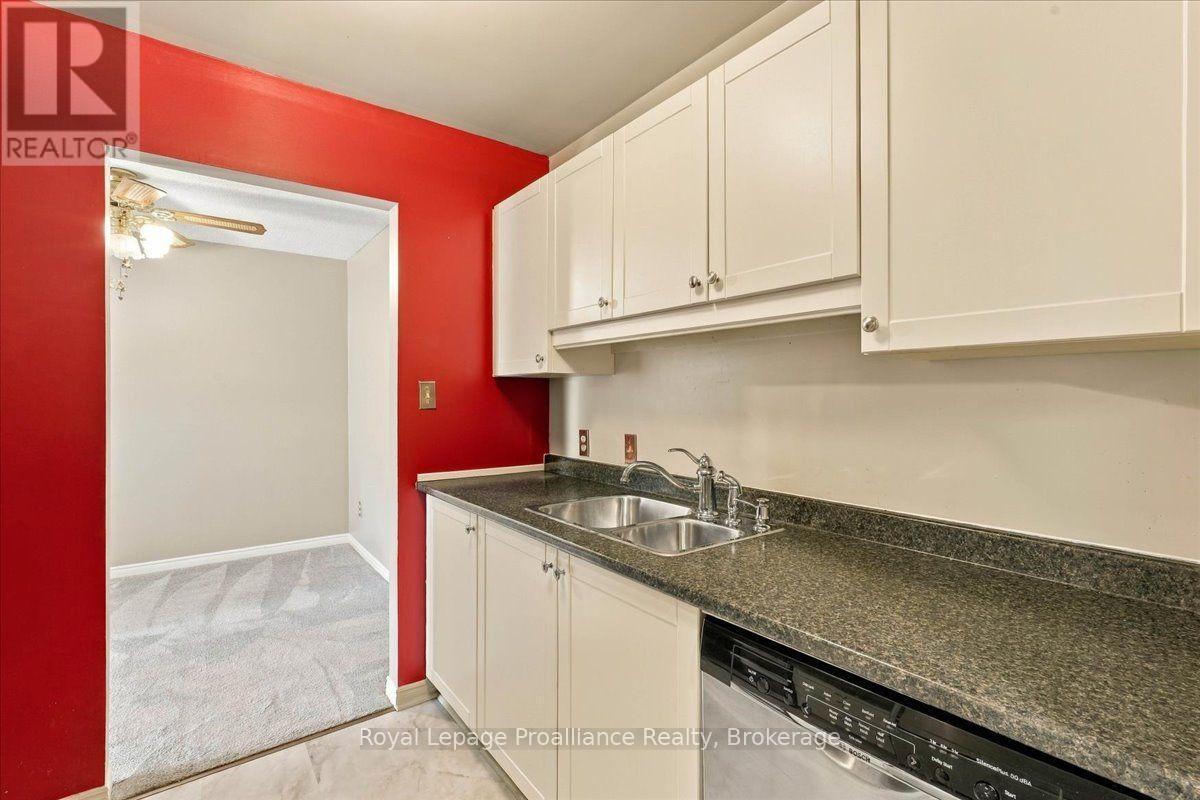 307b - 221 North Park Street, Belleville, Ontario K8P 5A6 - Photo 5 - X13840428