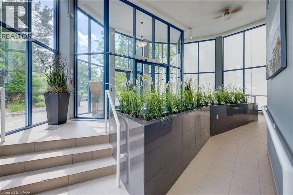 9 Pine Street Unit# 102, Grand Bend, Ontario  N0M 1T0 - Photo 10 - 40843943