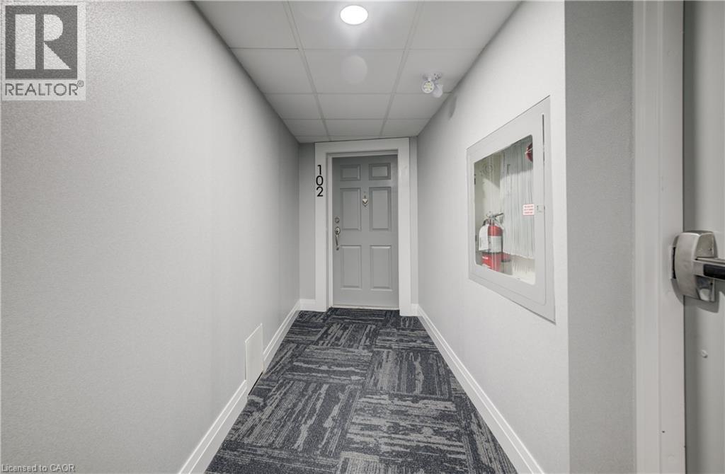 9 Pine Street Unit# 102, Grand Bend, Ontario  N0M 1T0 - Photo 12 - 40843943