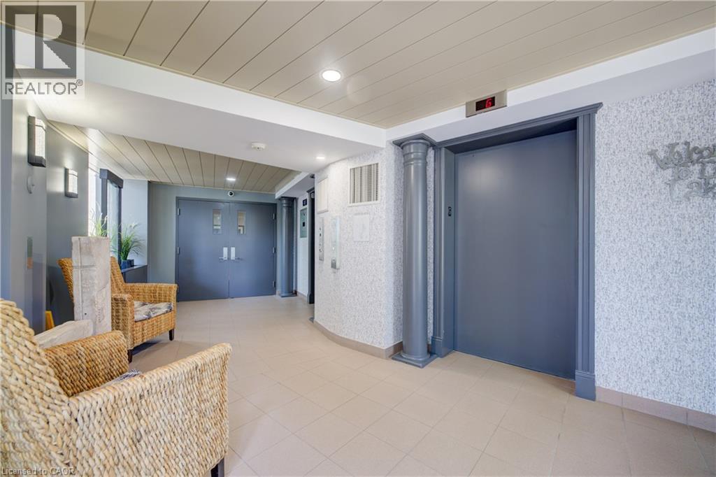 9 Pine Street Unit# 102, Grand Bend, Ontario  N0M 1T0 - Photo 11 - 40843943