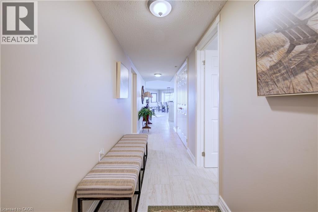 9 Pine Street Unit# 102, Grand Bend, Ontario  N0M 1T0 - Photo 14 - 40843943