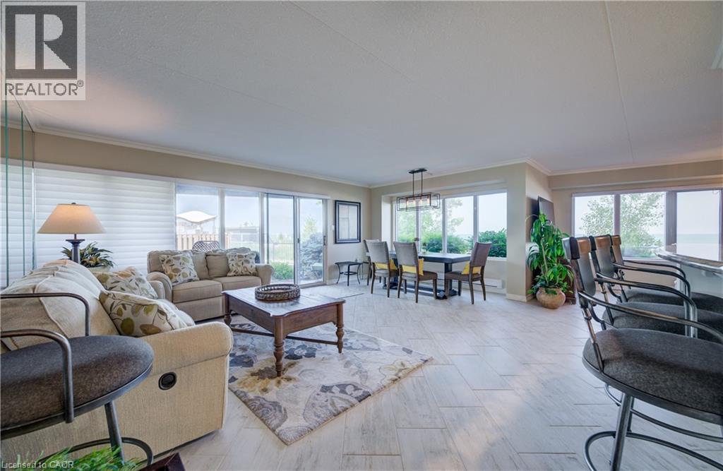 9 Pine Street Unit# 102, Grand Bend, Ontario  N0M 1T0 - Photo 15 - 40843943