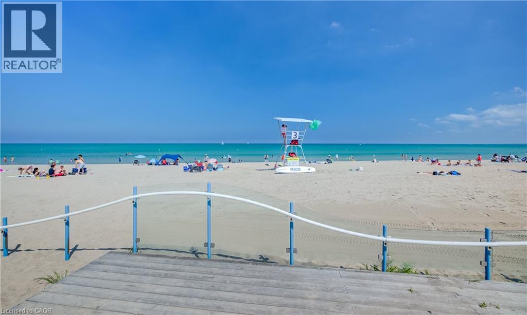 9 Pine Street Unit# 102, Grand Bend, Ontario  N0M 1T0 - Photo 9 - 40843943