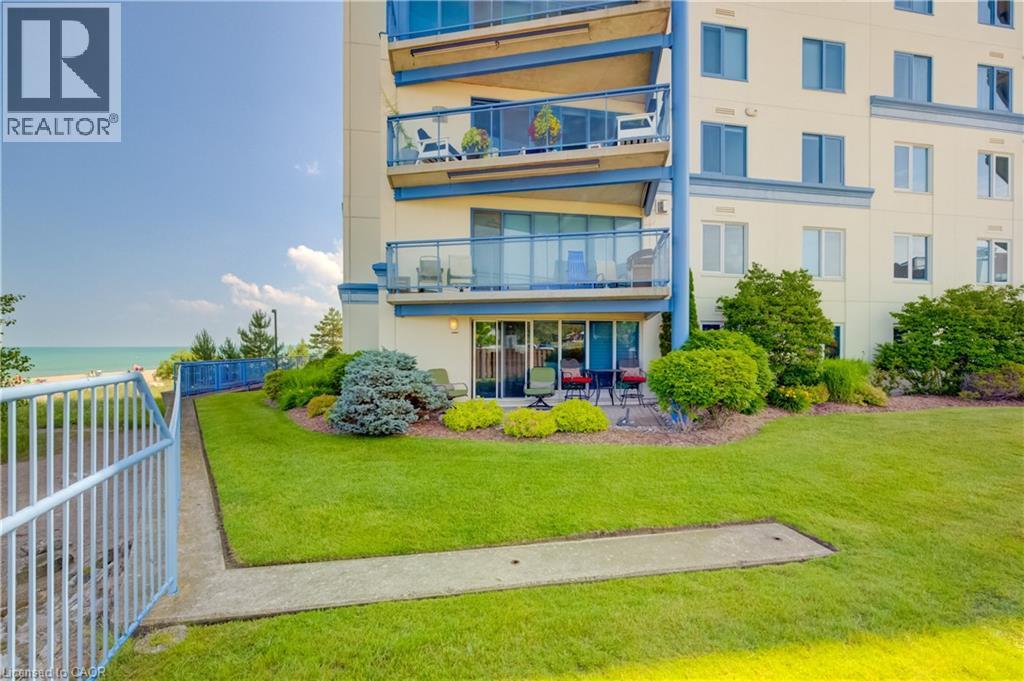 9 Pine Street Unit# 102, Grand Bend, Ontario  N0M 1T0 - Photo 6 - 40843943