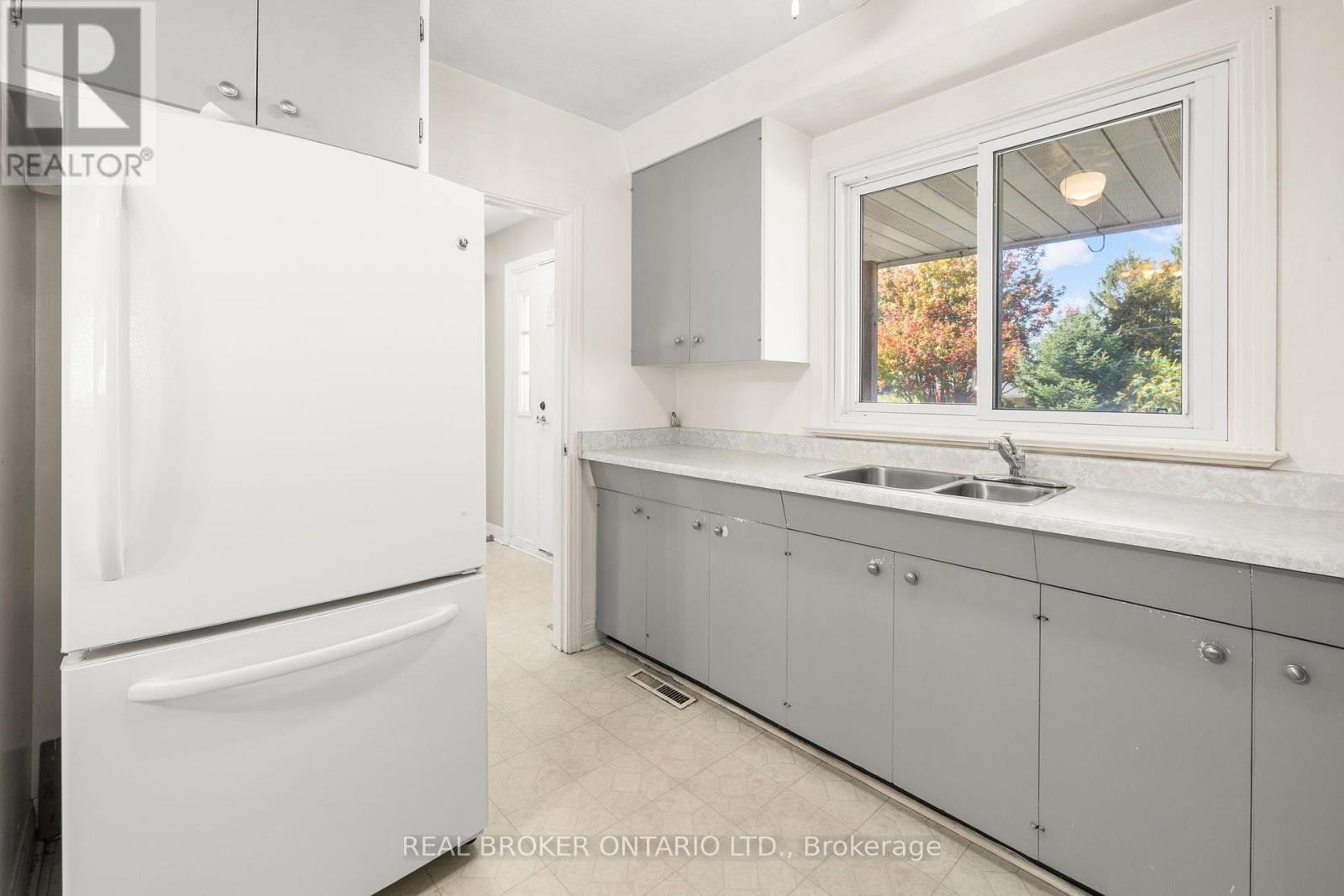 5261 Mclean Crescent, Ottawa, Ontario  K4M 1G1 - Photo 14 - X13840486