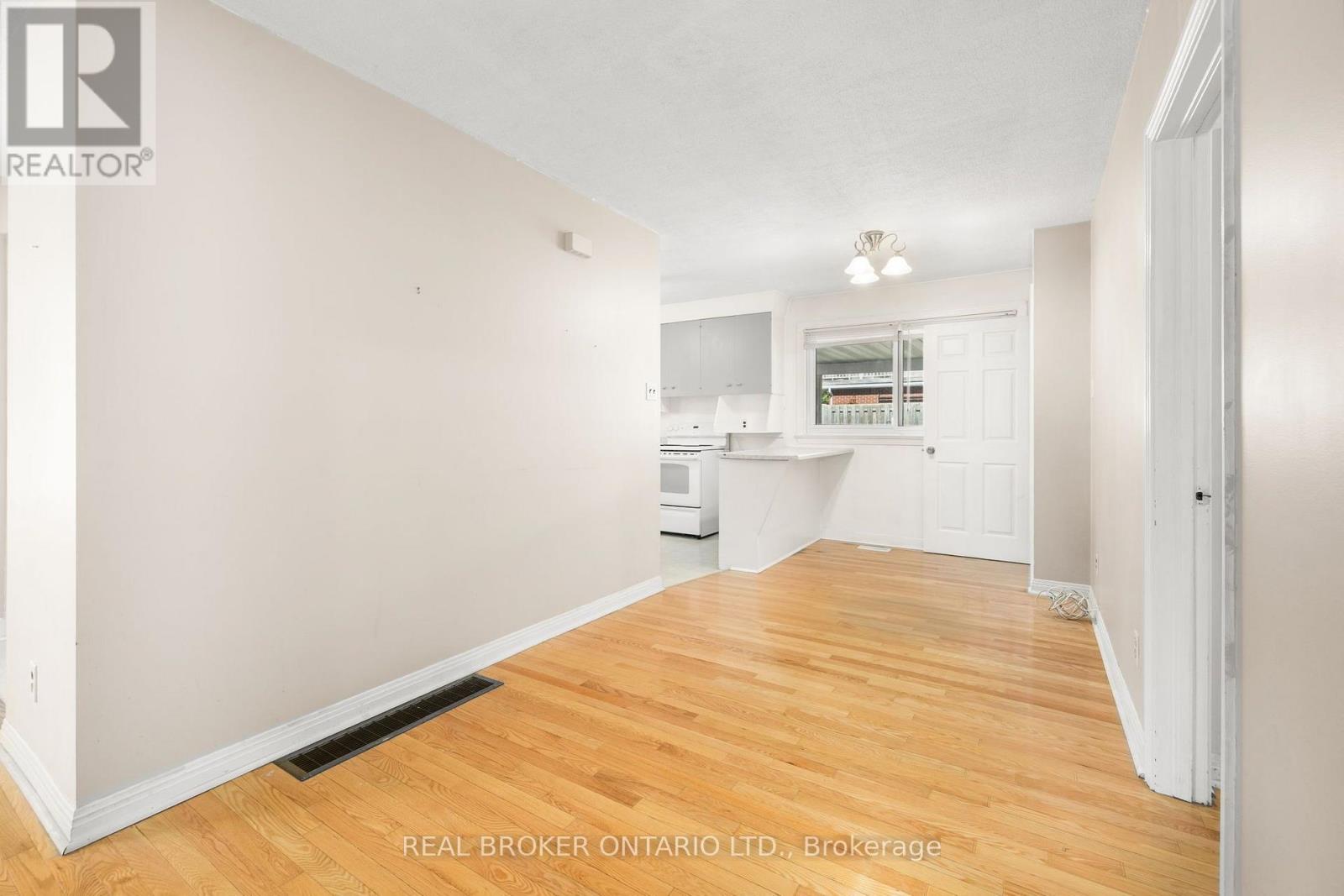 5261 Mclean Crescent, Ottawa, Ontario  K4M 1G1 - Photo 8 - X13840486