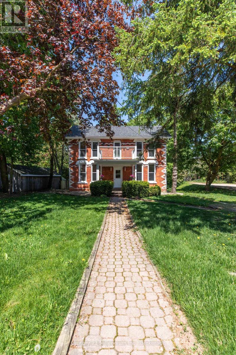 26 Victoria Avenue, Grey Highlands, Ontario  N0C 1H0 - Photo 3 - X13215624