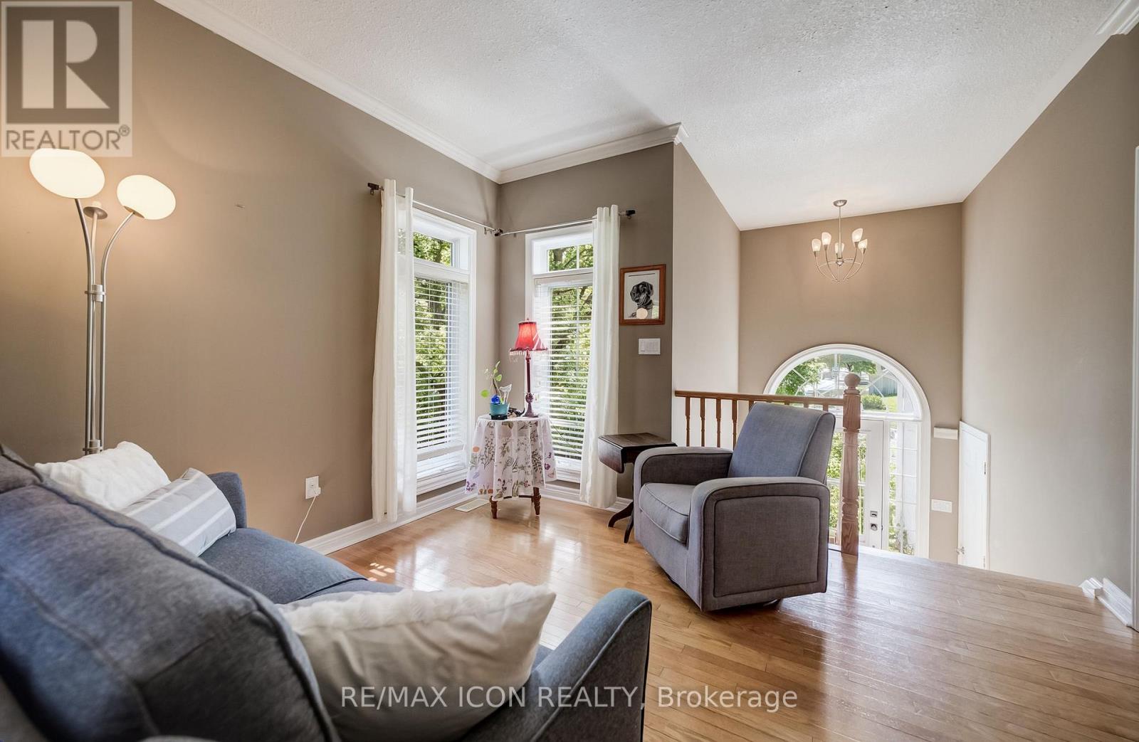 17 Kingsley Road, Halton Hills, Ontario  L7J 2Z5 - Photo 9 - W13839716