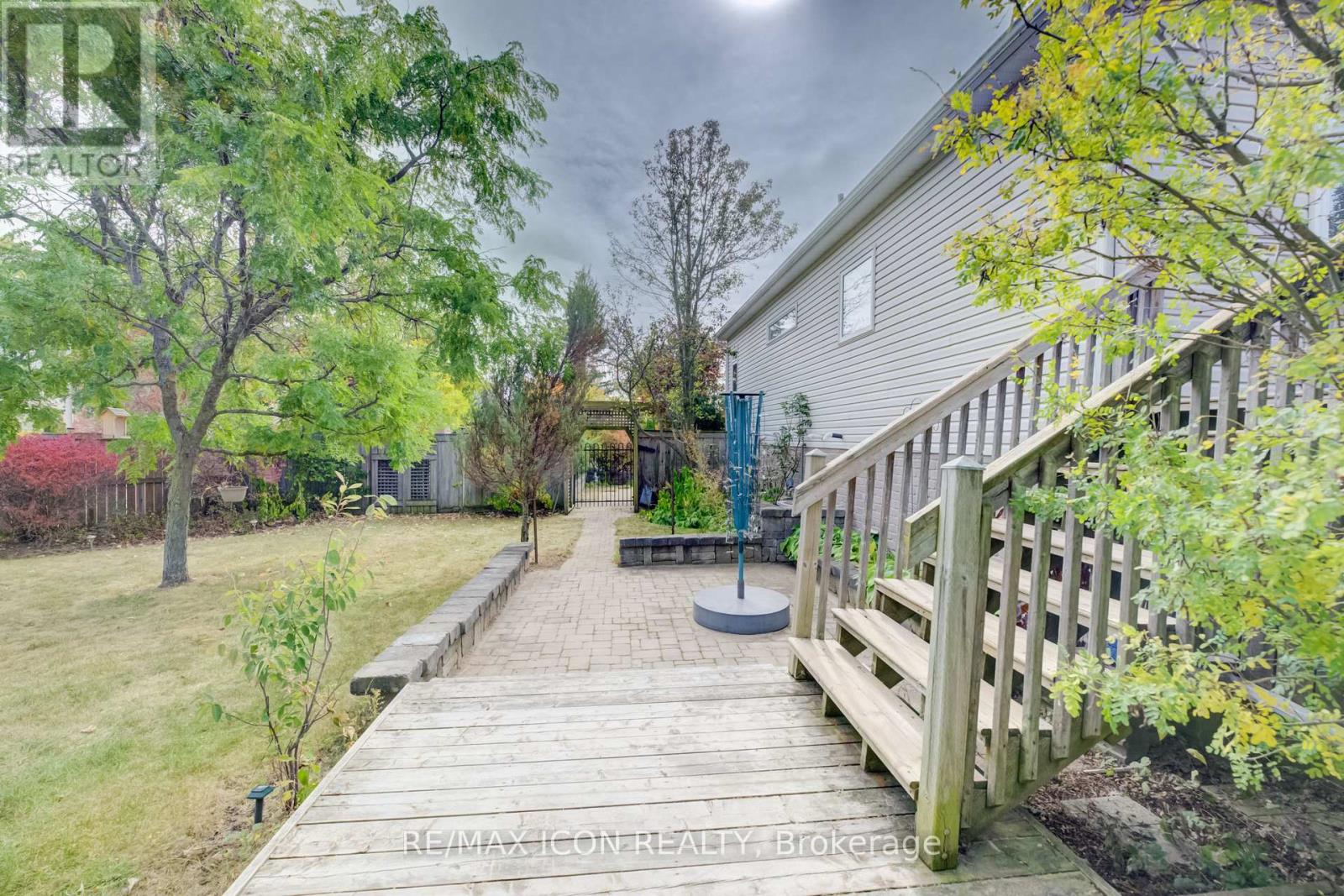 17 Kingsley Road, Halton Hills, Ontario  L7J 2Z5 - Photo 40 - W13839716