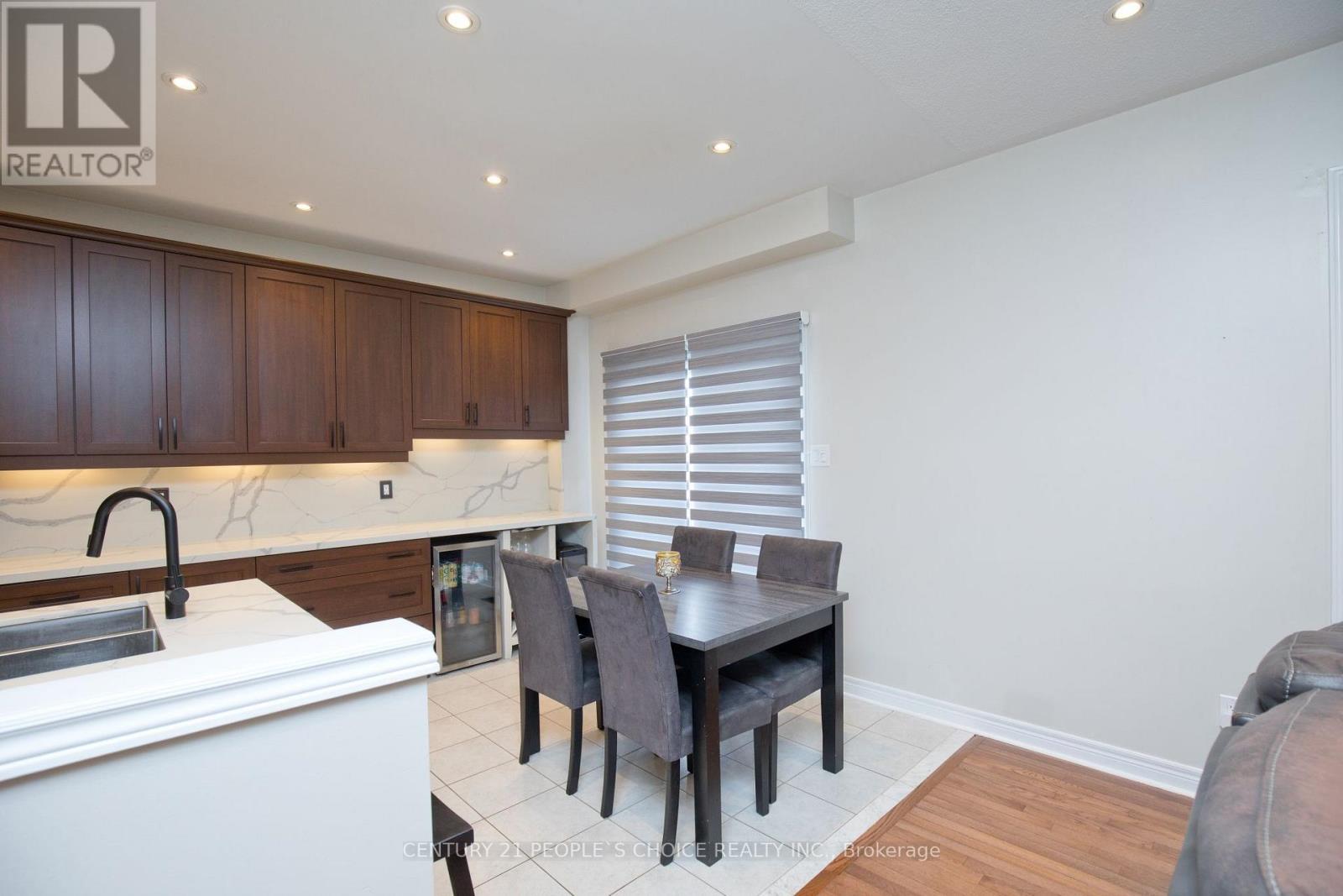 58 Collingwood Avenue, Brampton, Ontario  L7A 1L7 - Photo 13 - W13834890