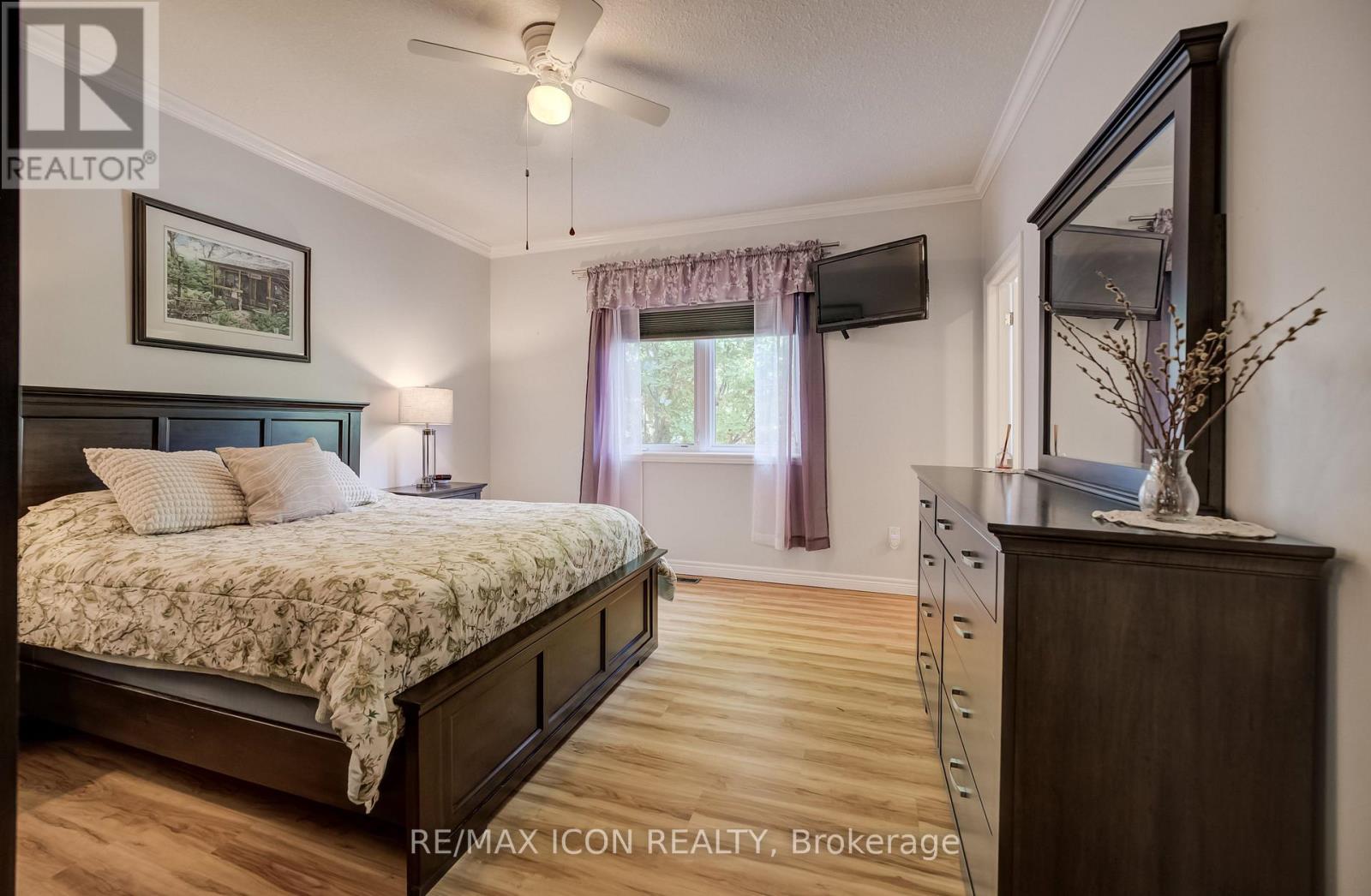 17 Kingsley Road, Halton Hills, Ontario  L7J 2Z5 - Photo 17 - W13839716