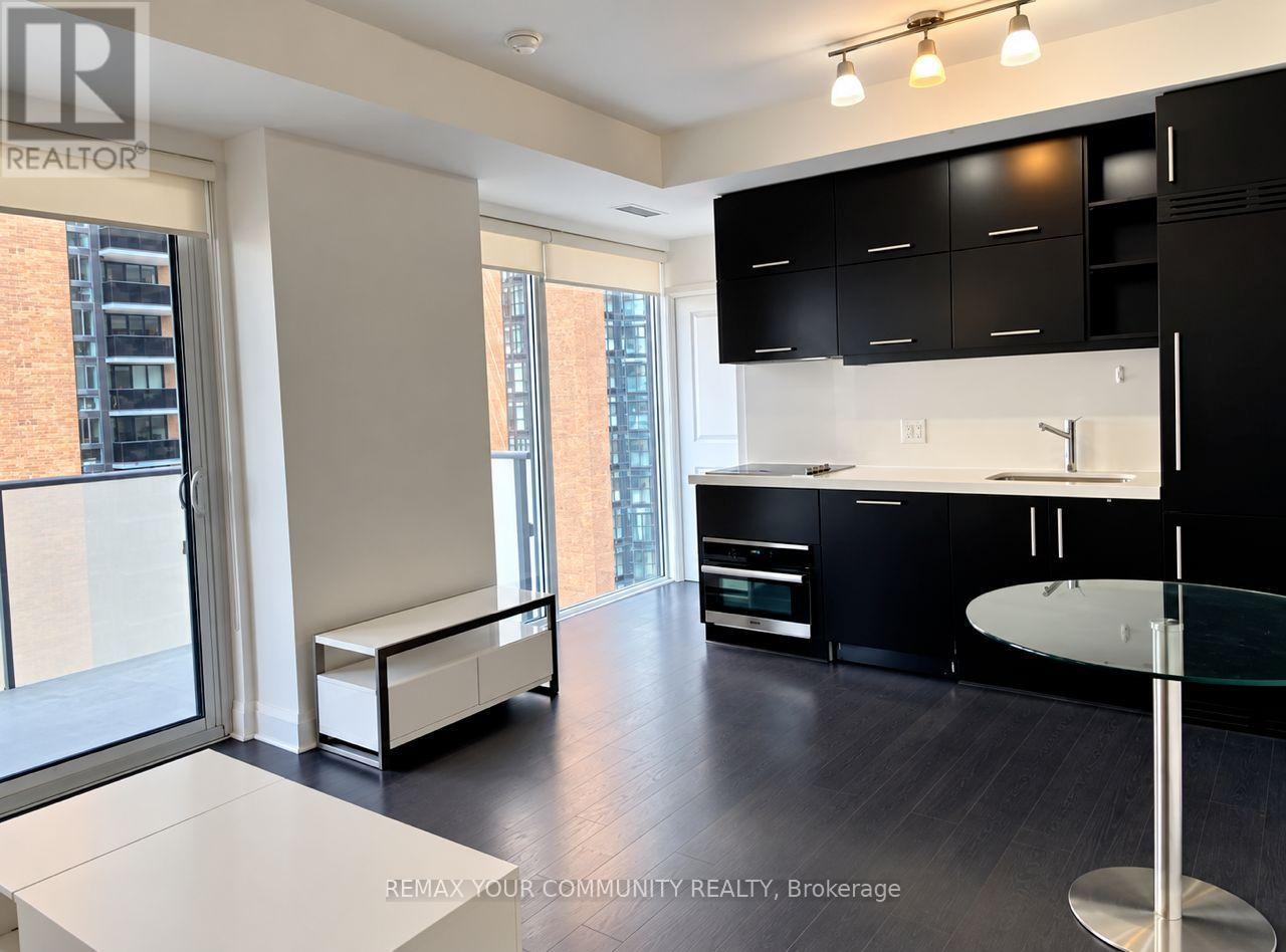 609 - 65 St Mary Street, Toronto, Ontario  M5S 0A6 - Photo 6 - C13840432