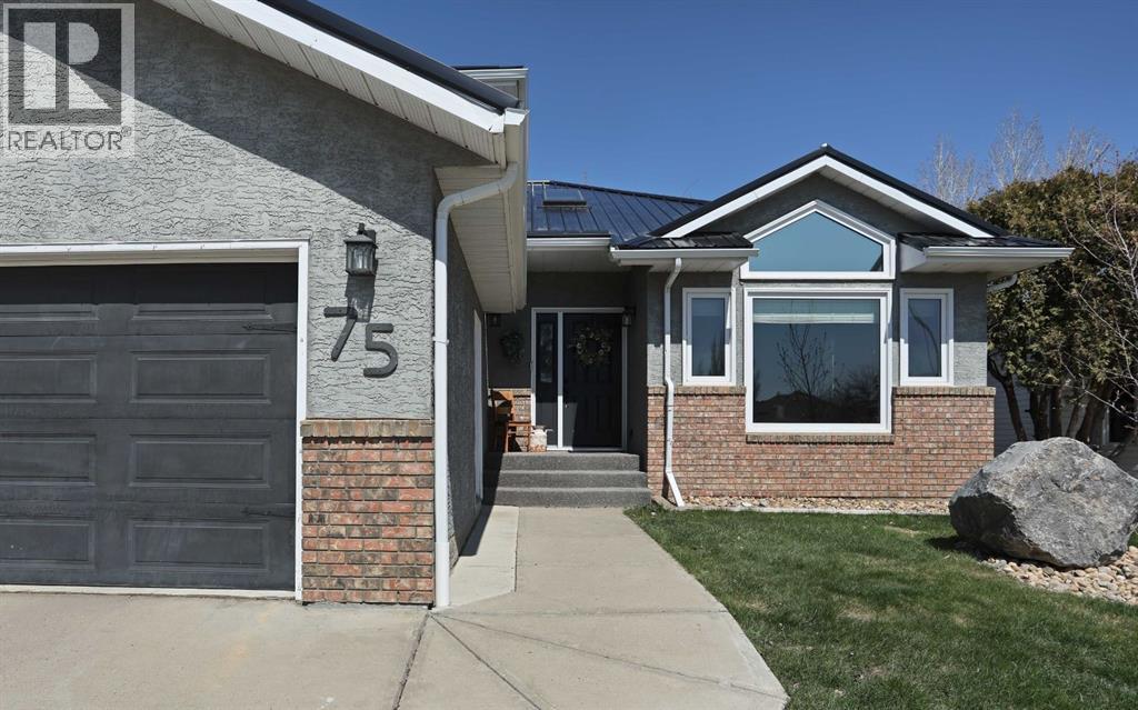 75 Parkland Close E