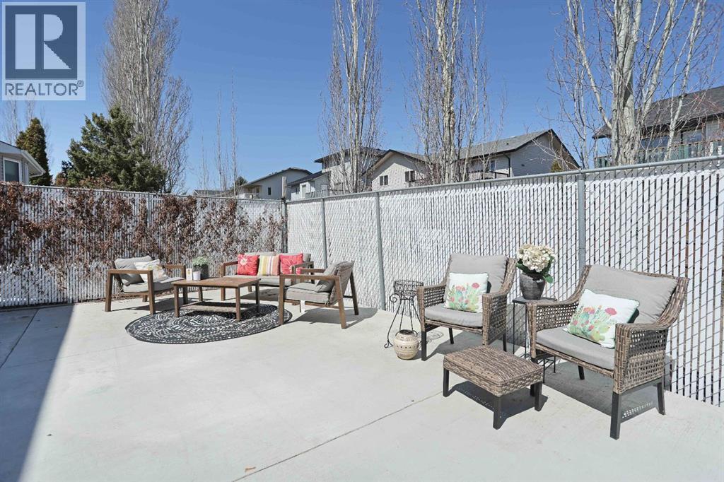 75 Parkland Close E