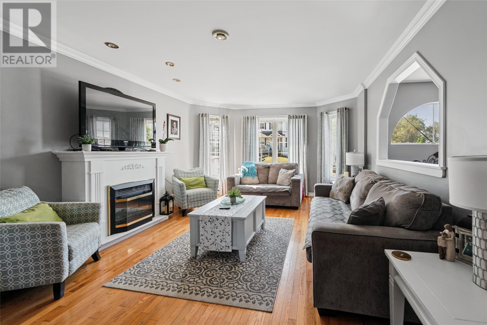 3 Hibernia Drive photo 4