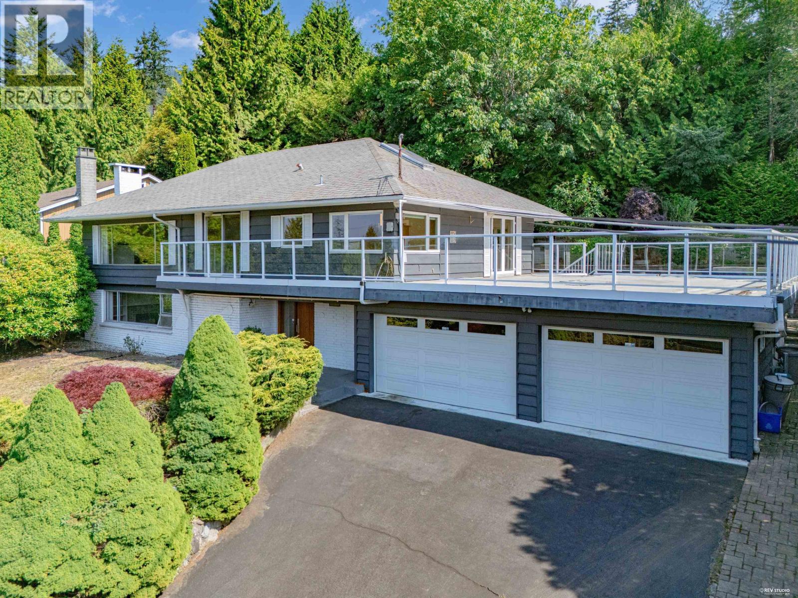 2615 SKILIFT PLACE