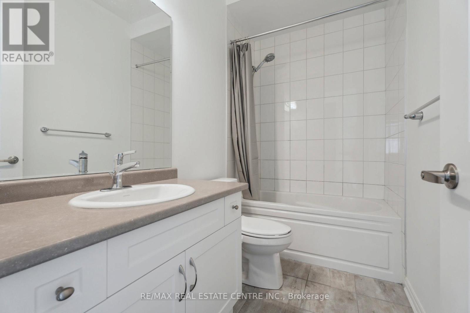 699 Newlove Street, Innisfil, Ontario  L9S 0R8 - Photo 24 - N13840402
