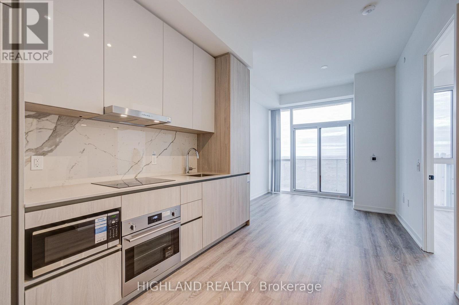 2705 - 8 Interchange Way, Vaughan, Ontario  L4K 0R2 - Photo 7 - N13840430