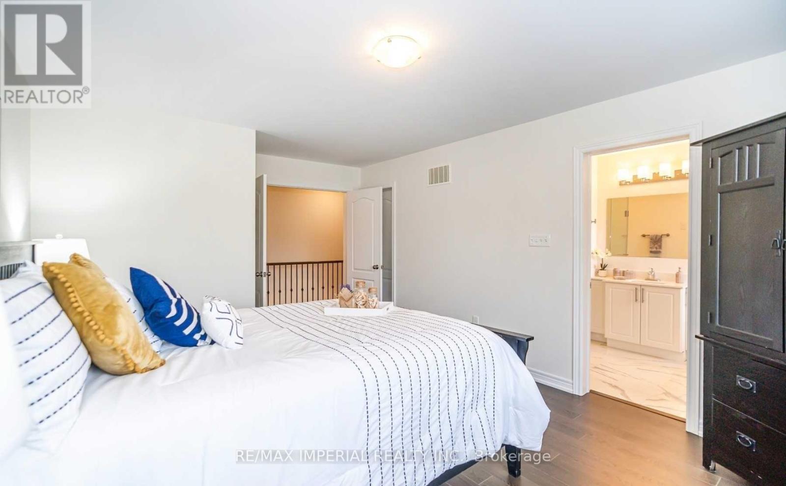 65 All Points Drive, Whitchurch-Stouffville, Ontario  L4A 0W5 - Photo 11 - N13840458